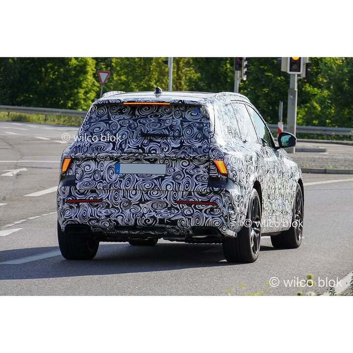 Next generation Audi Q7 spotted on the road!#Audi #Q7 #audiq7 #prototype #Erlkönig #spyshot #ca (3)