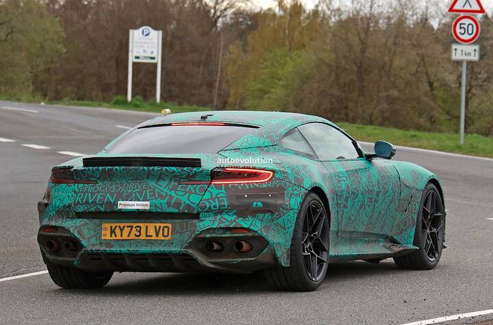 2025-aston-martin-dbs-superleggera-continues-testing-could-pack-over-800-hp_11