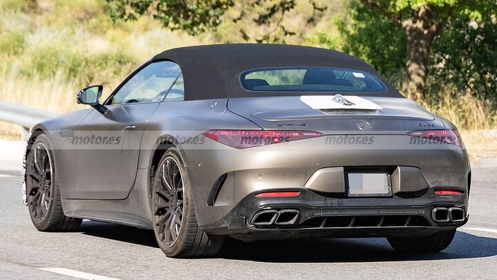 Cazado el nuevo Mercedes-AMG descapotable con motor V8 que revolucionará el mercado de los deportivos 12