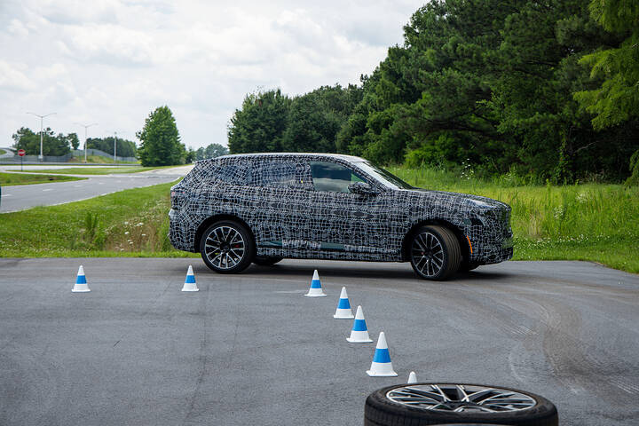 2027 BMW X5_newcarscoops_highRes