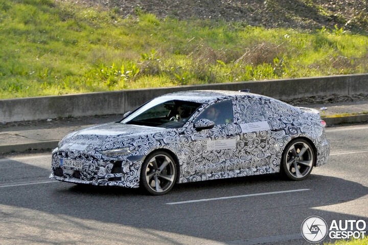 audi-rs5-sedan-b10-1ec69-c963928022025111040_1