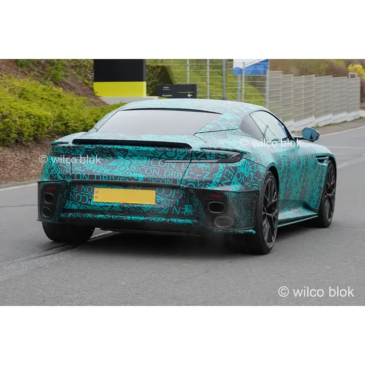 Aston Martin DB12 AMR spied- a hotter and more track focused version with new bodywork and aero. Comes in both Coupe and Volante. Would you choose this ultimate British weapon#Astonmartin #db12 #amr #Volante #Astonmartindb12 #db12amr # (2)