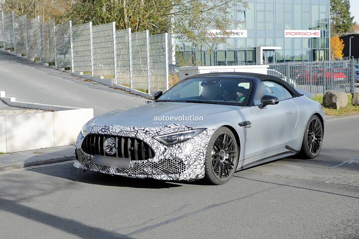 imgi_87_mercedes-amgs-sl-roadster-is-going-under-the-knife_33