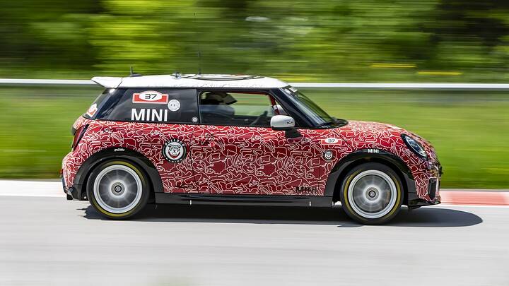 p90549872-highres-mini-john-cooper-wor