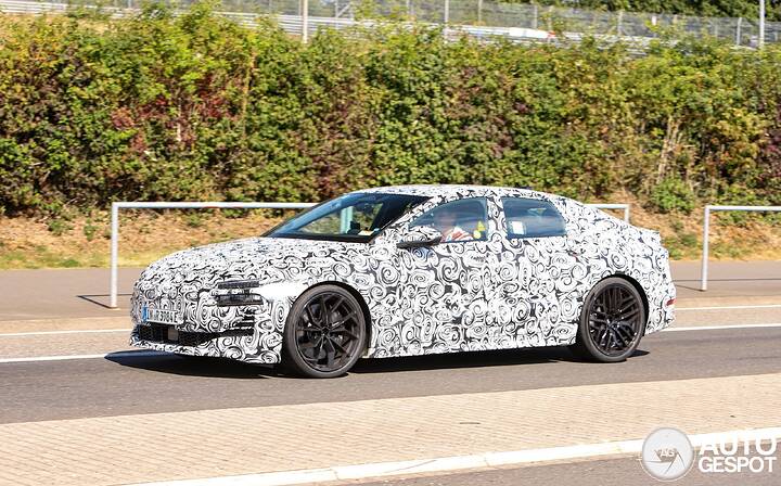 Audi RS6 Sedan E-Tron