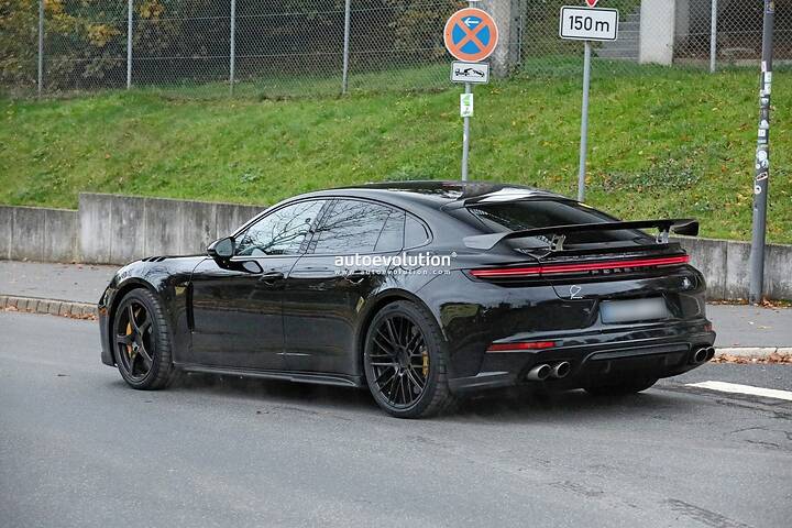 imgi_51_2027-porsche-panamera-turbo-gt-packs-electrified-v8-muscle_12