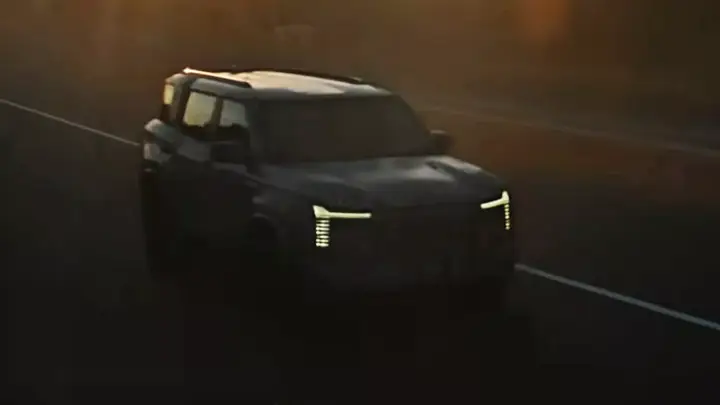 Mitsubishi-Pajero-Teaser-1-1536x864