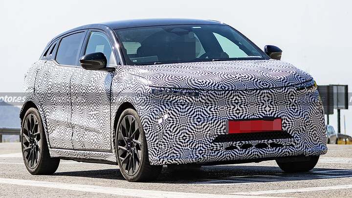 Cazado el nuevo Renault Megane que llega en 2026, su renovado diseño comienza a descubrirse 0