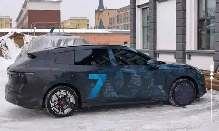 Lynk & Co 07 Travel Edition Wagon Spotted_newcarscoops_92-large-800x479