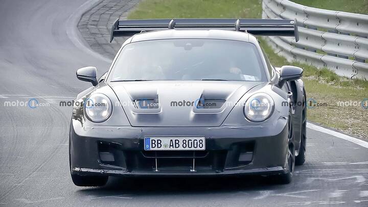 porsche-911-gt3-rs-facelift-2026--newcarscoops-(4)