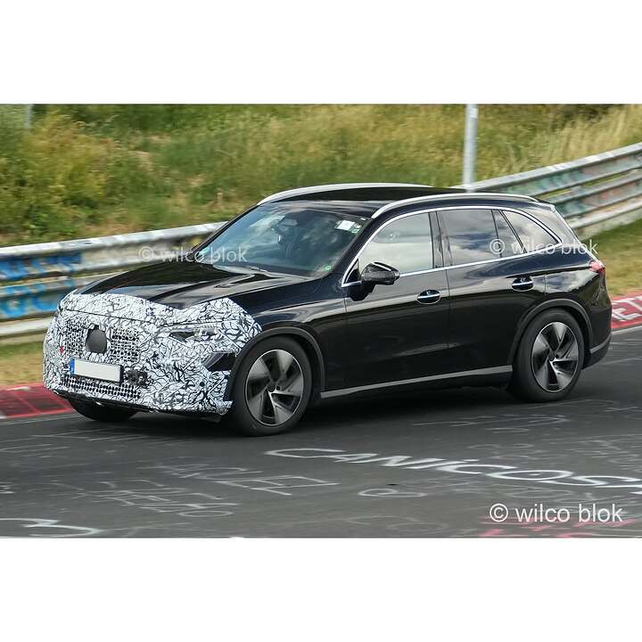Mercedes GLC facelift spied testing at the Nürburgring!#Mercedes #glc #mopf #Erlkönig #nürburgr (1)