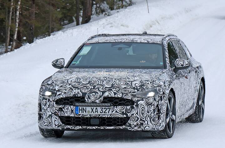2025-audi-a7-avant-kicks-up-snow-during-cold-weather-testing_14