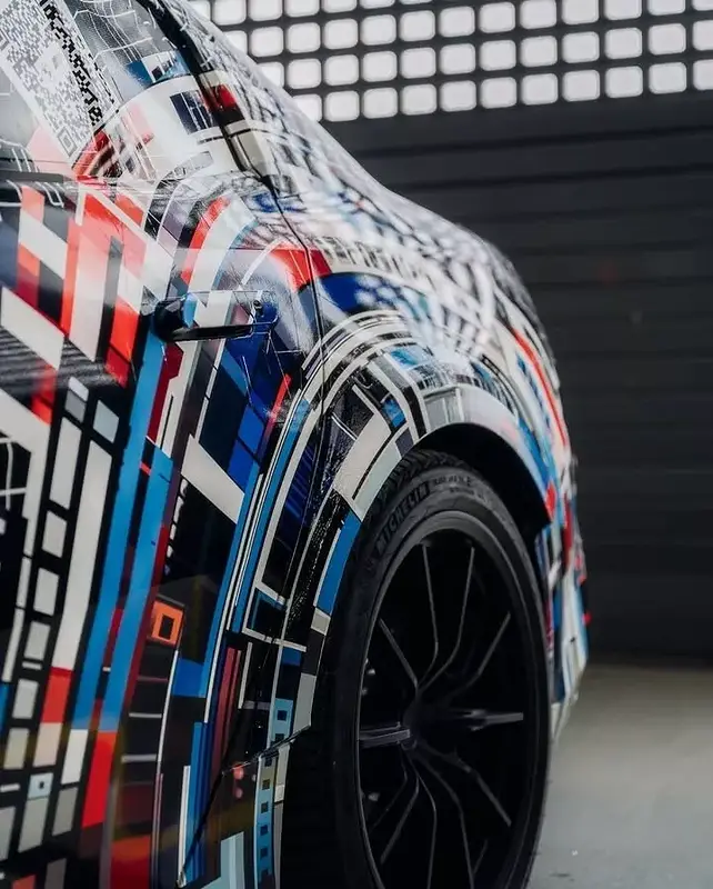 2027-BMW-i3-M-Teaser-1211-1