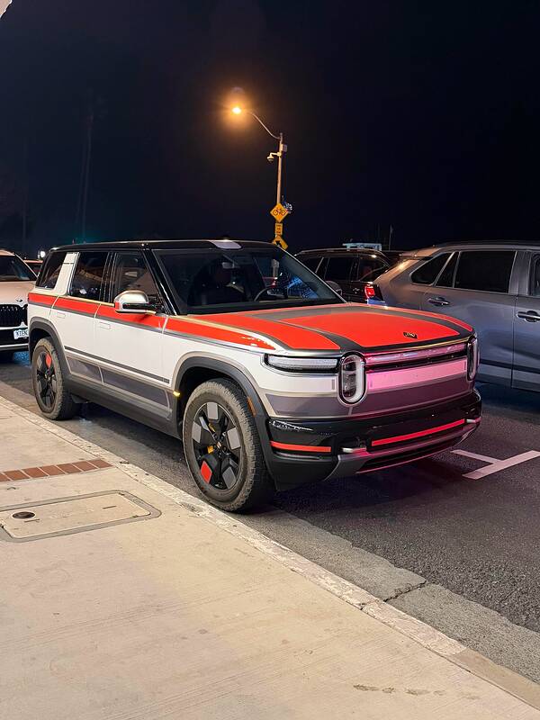 549eb0f8-a9f3-4066-9c91-ac0f4b648d42