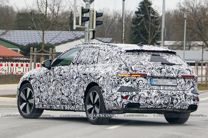 New_2024-Audi-A4-Avant-15