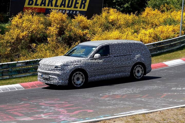 2026-genesis-gv90-three-row-luxury-electric-suv-caught-lapping-the-nurburgring-in-anger_32