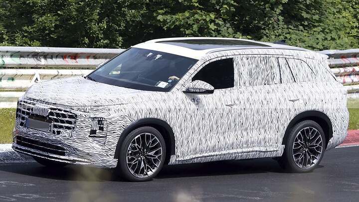 Audi prueba un nuevo SUV exclusivo para China en Nürburgring, lo fabricarán los dueños de MG 18