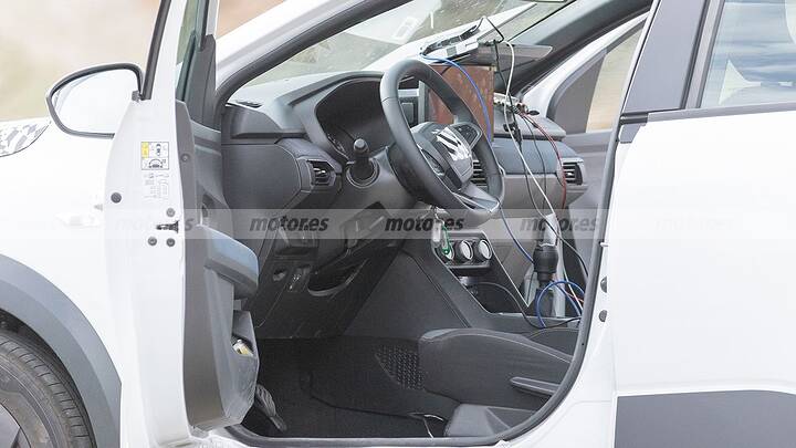 interior-dacia-sandero-2026-fotos-espia-2025109148-1752339448_5