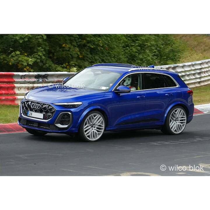 Audi RSQ5 spied at the Nürburgring! It probably has the same hybrid powertrain as the RS5.#audi (1)