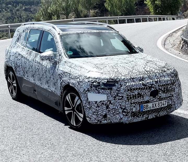 Cazado el sucesor del @mercedesbenz GLB!! La nueva generación que llegará en 2026  -Tenéis el vídeo en mi canal de @youtube NCARS!! Como siempre trayendo las novedades del motor  -Si coges la foto …mencióname -)--#mercedes #amg #merc