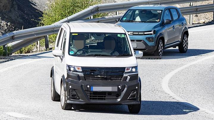imgi_20_suzuki-jimny-electrico-fotos-espia-2025109209-1752747768_14