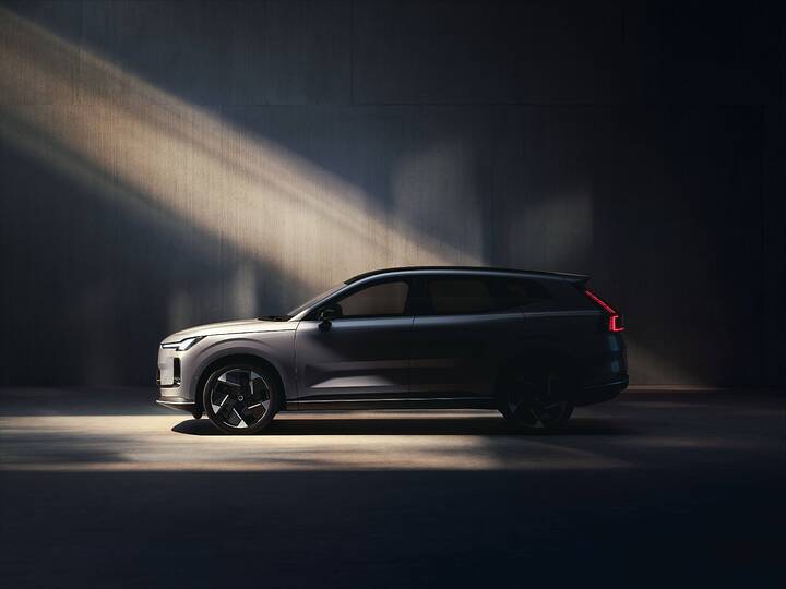 349118_New_Volvo_XC70