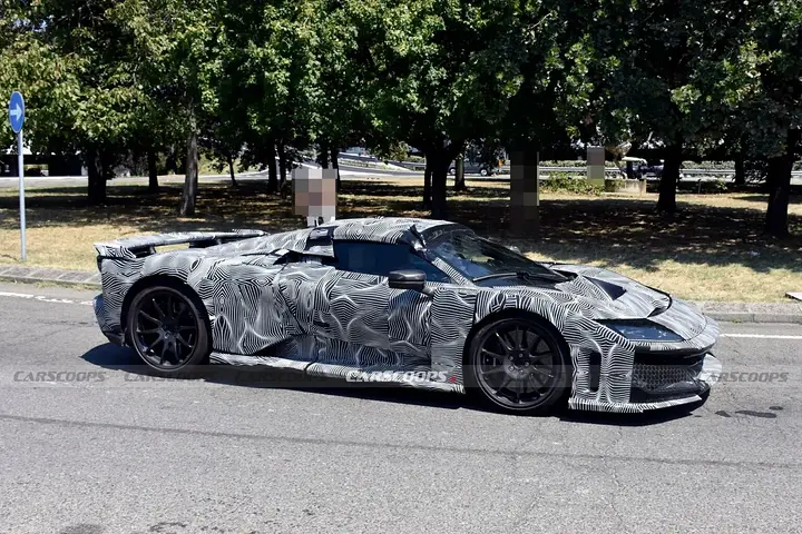 Ferrari-F80-Aperta-Spy-Shots-05-1536x1024