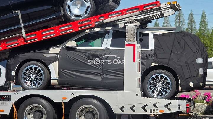 2027 Genesis GV90 Spotted in 4 New Colors-newcarscoops-589648950x534