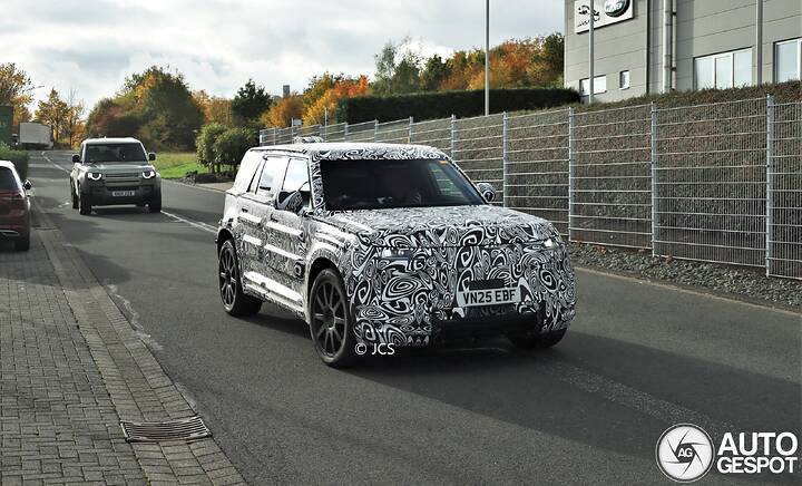 land-rover-defender-sport-32a77-c344015102025092238_4