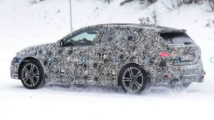 new-bmw-1-series-facelift-spy-photos (8)