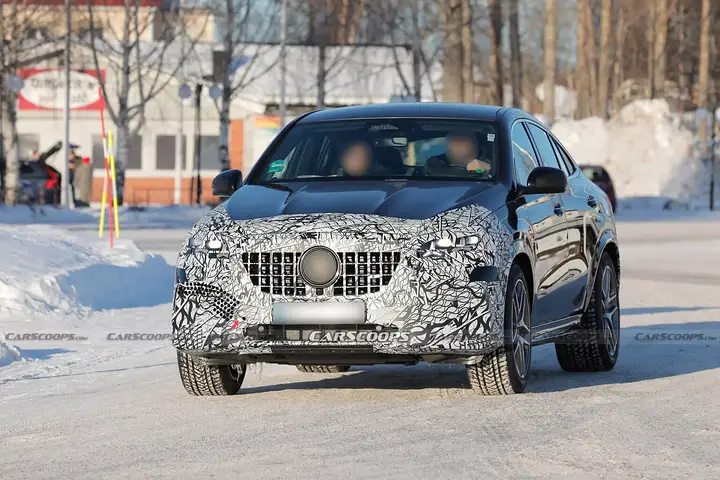 Mercedes-AMG-GLE53-coupe-00002-1536x1025