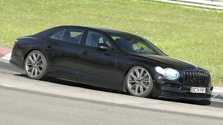 Bentley Flying Spur spied 03-newcarscoops