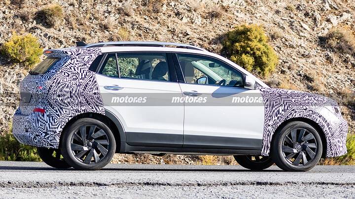 volkswagen-t-cross-2027-fotos-espia-2025109930-1757003557_9