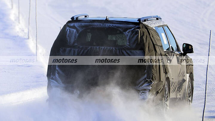 2027-hyundai-santa-fe-newcarscoops0014