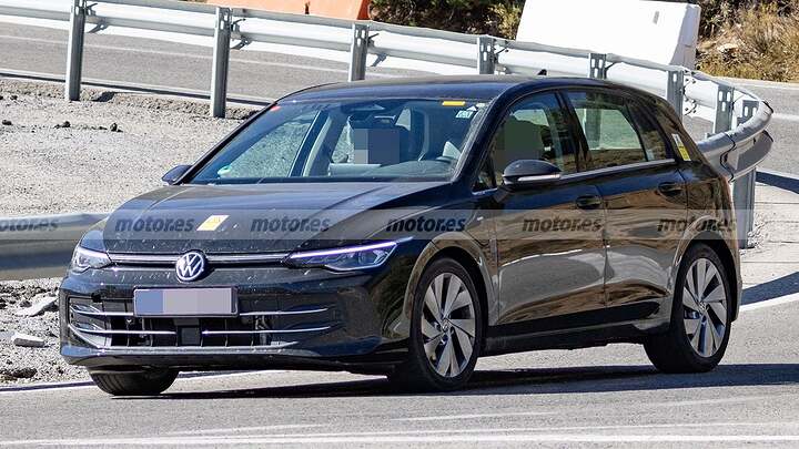 Volkswagen tendrá su propio Toyota Corolla, cazado el primer Golf híbrido HEV de la historia 4
