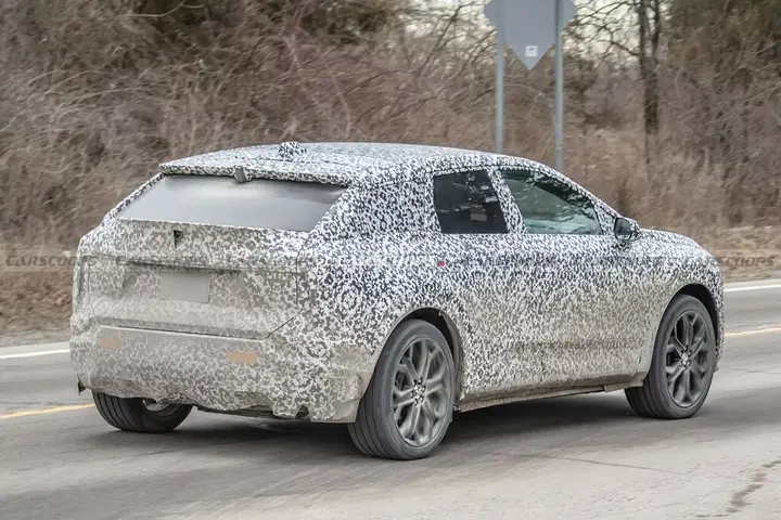 2026-Cadillac-Optiq-V-0206-8-1024x683