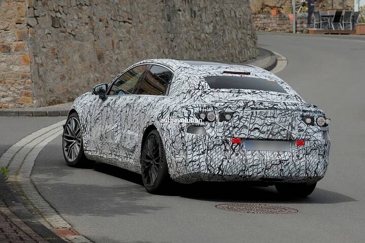 2026-mercedes-amg-c-class-ev-spied-testing-at-the-nurburgring-with-mismatched-wheels_14