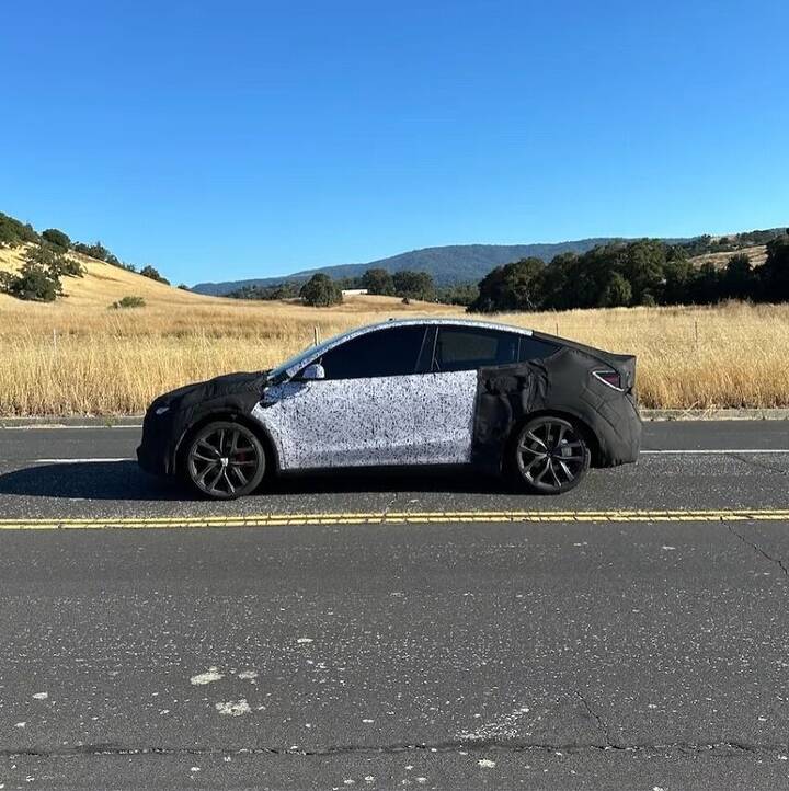 2026 Tesla Model Y Performance trim