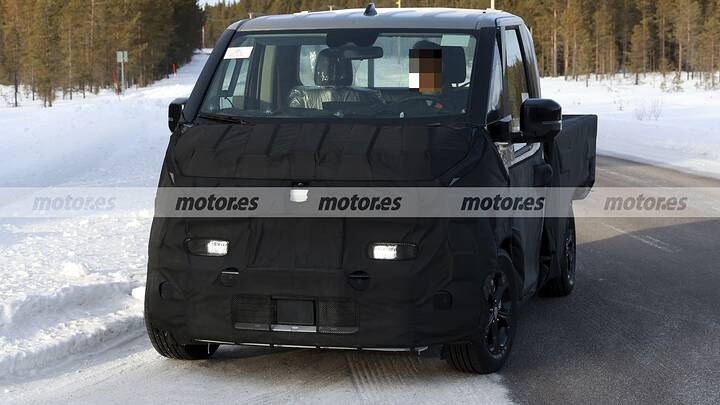 kia-pv5-chasis-fotos-espia-2025106784-1740050548_4