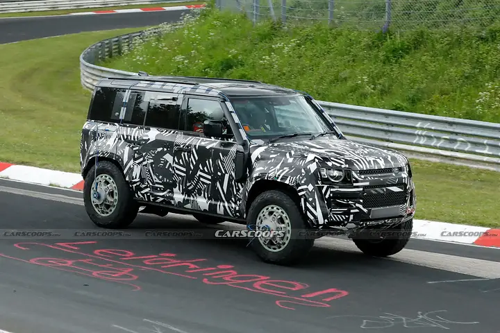 Land-Rover-Defender-Extreme-Spy-Shots-newcarscoops-17 (1)