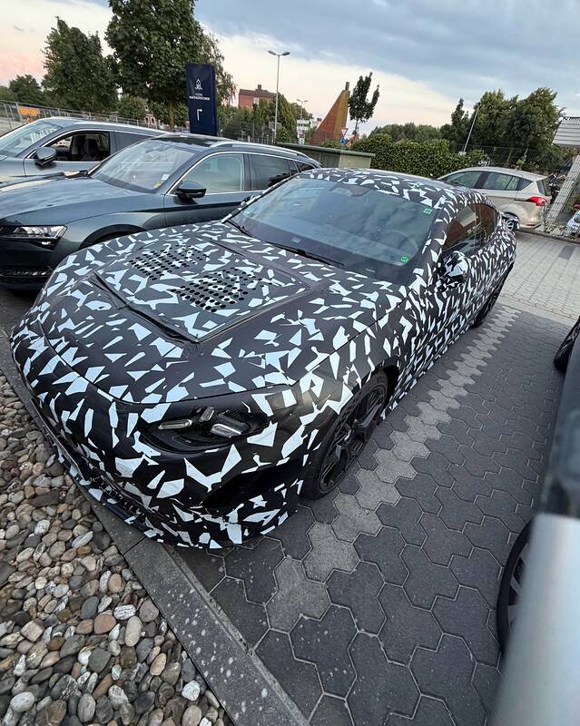 2027 Mercedes-AMG GT 4-Door Coupé Black Series-newcarscoops-5e148c