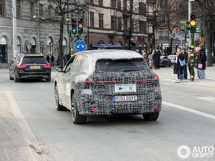 bmw-ix3-e93d9-c977215032025163129_4