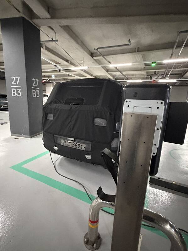 thumb-08125a93871f86378388a2e6748108bc_1765419803_13_950x1267