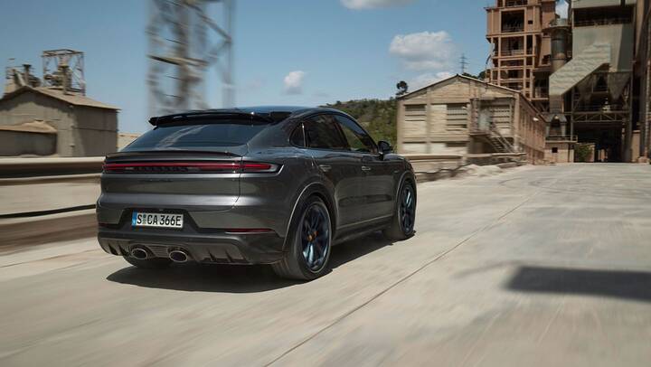 Cayenne Turbo E-Hybrid Coupé with GT-Package, 2023, Porsche AG