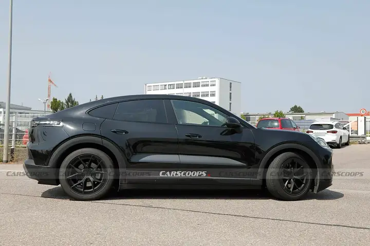 Porsche-Cayenne-Coupe-Electric-Spy-Shots-09-2048x1367