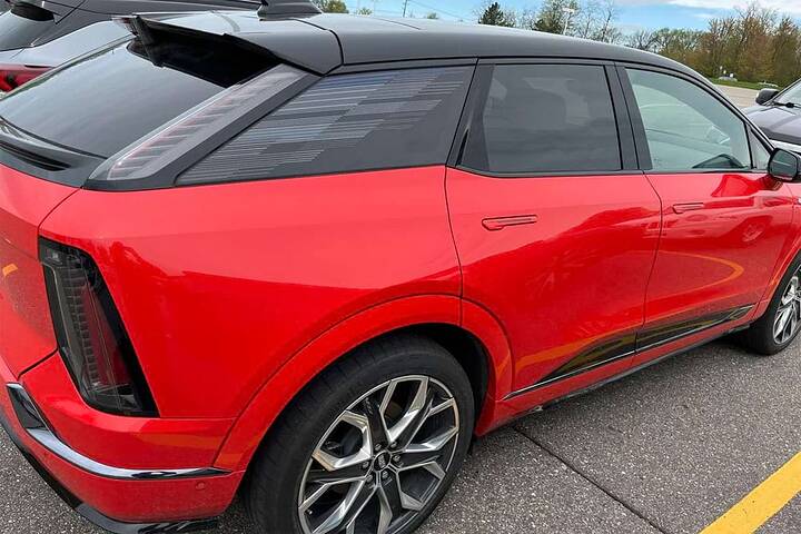 2026-Cadillac-Optiq-V-Capture-Test-Fleet-Spotted-In-Michigan-Reddit-achapm-May-2025-004