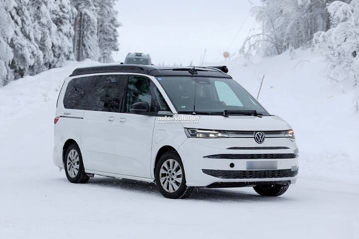 newcarscoops_ Volkswagen T7 California has been spotted(2)