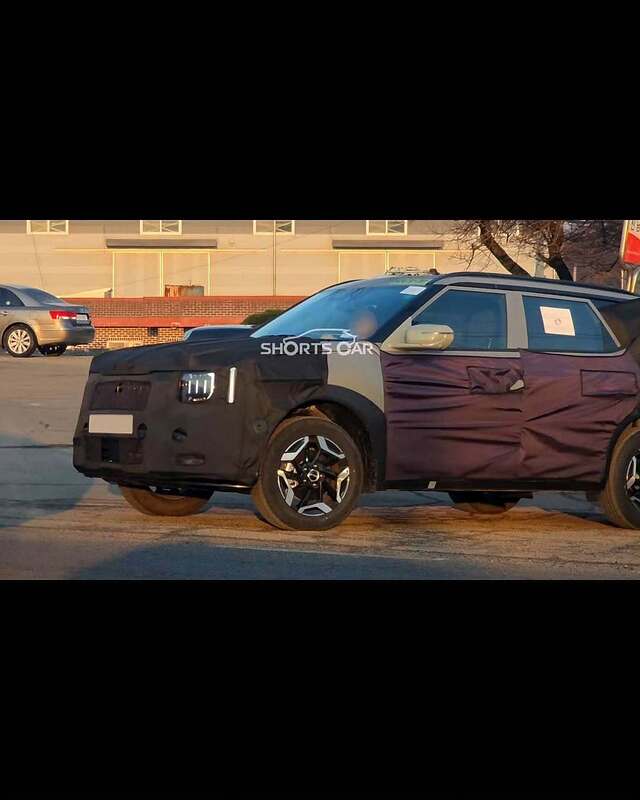 #셀토스 #셀토스풀체인지 #기아셀토스 #kia #kiaseltos #풀체인지 #소형suv #국산suv #suv #자동차 #신차 #신차정보 #최초공개 #국내최초 #출시예정 #테스트카 #신형셀토스 #shortscar #숏카  (1)