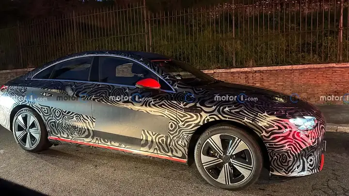 mercedes-cla-2025-le-foto-spia-a-roma (26)