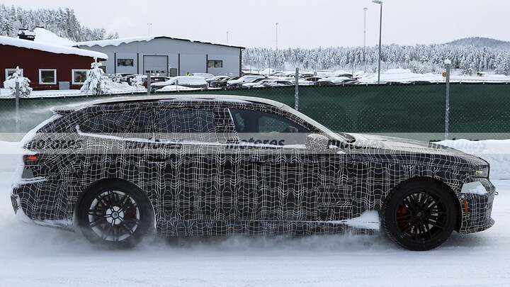 bmw-m5-touring-2026112532-1770823733_10